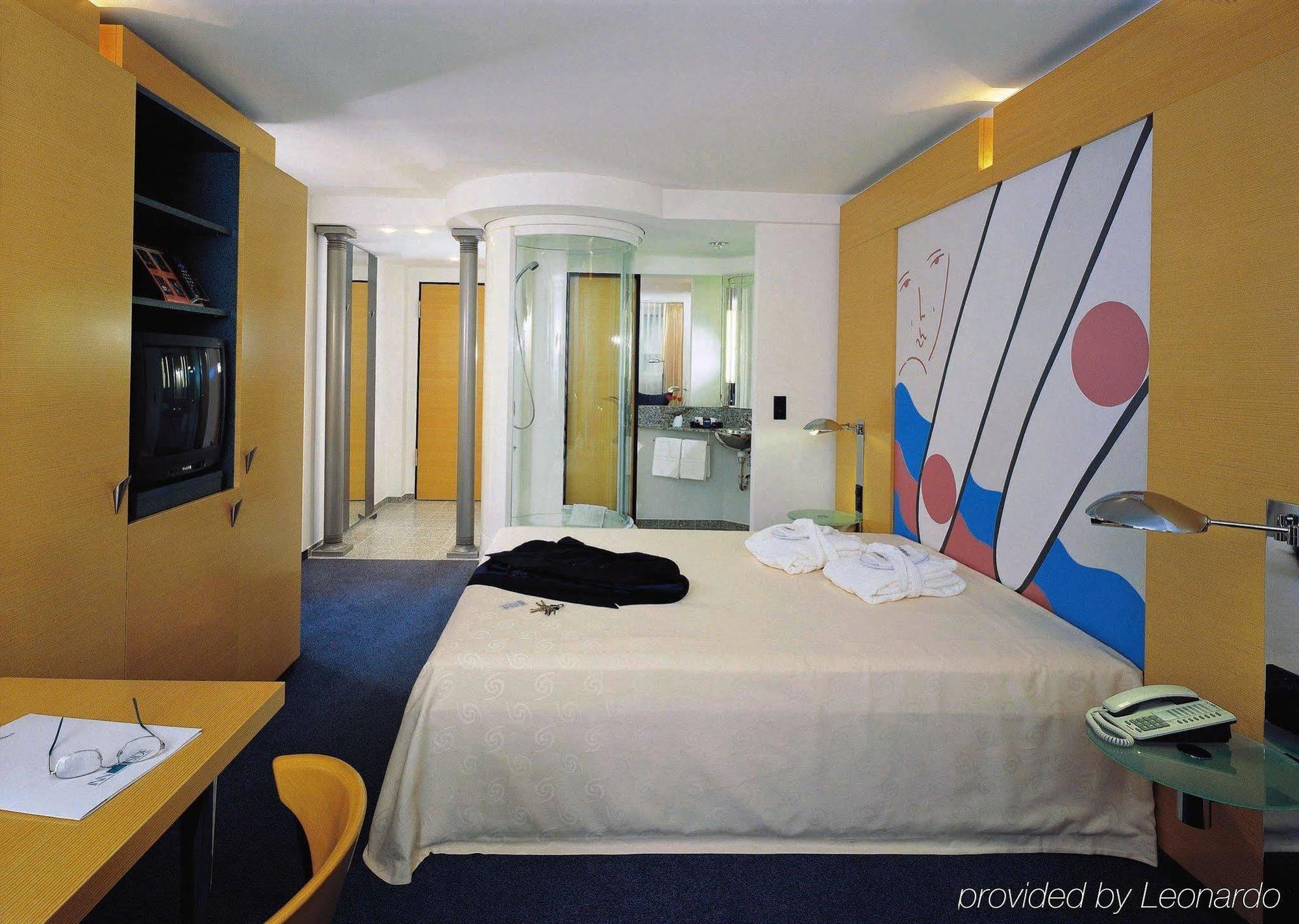 Hotel Berlin Ostbahnhof Eksteriør bilde