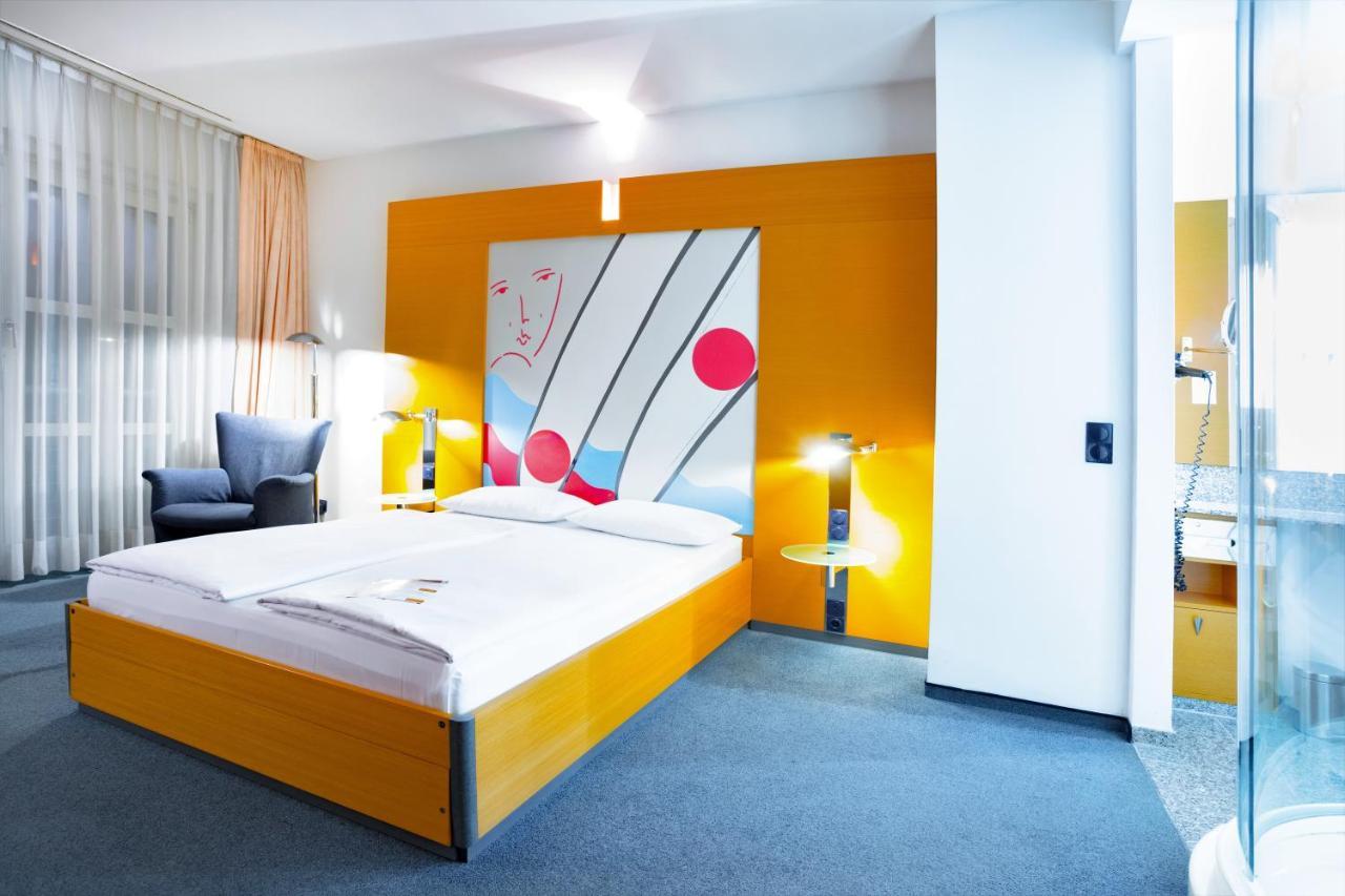 Hotel Berlin Ostbahnhof Eksteriør bilde