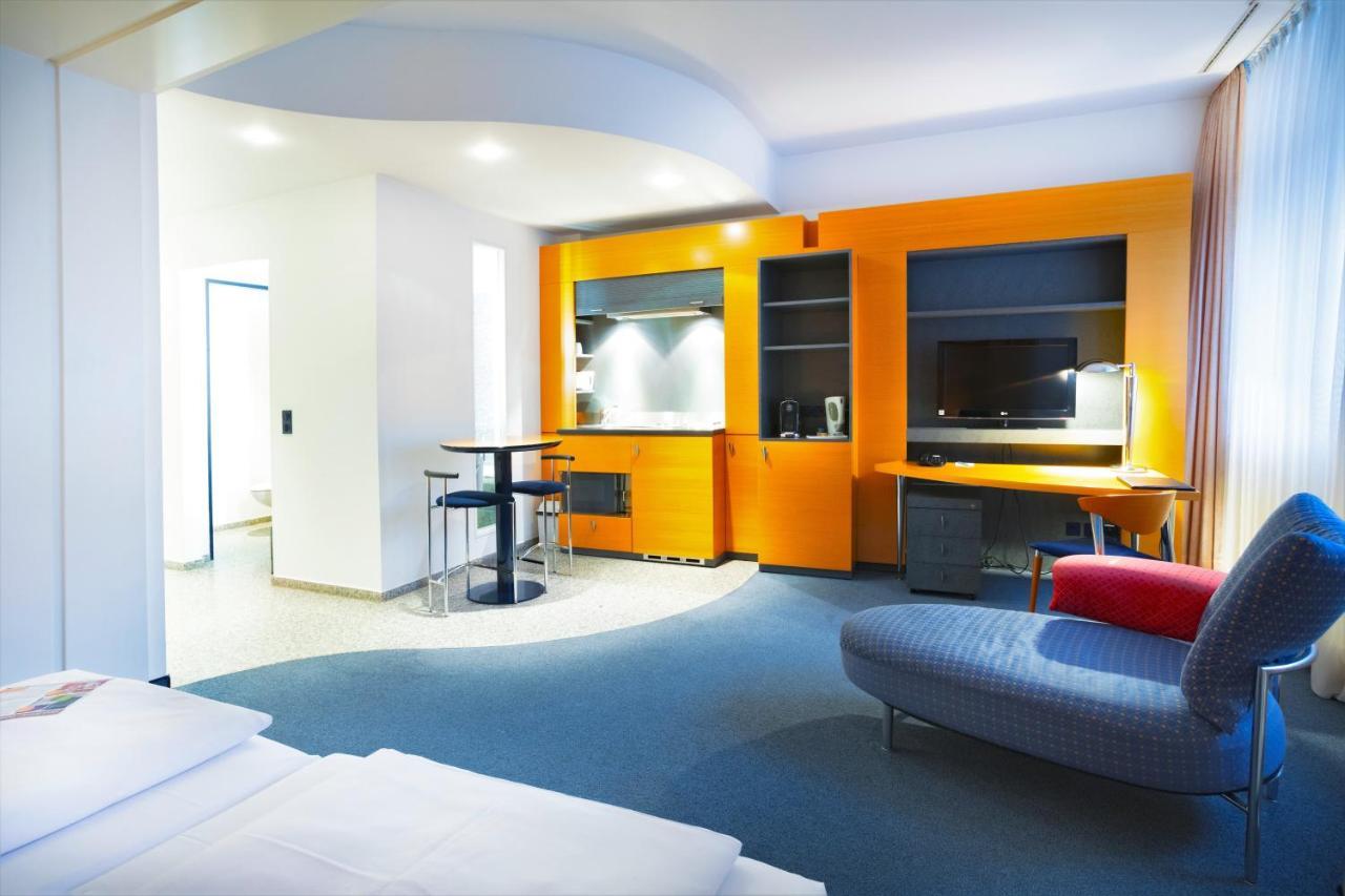 Hotel Berlin Ostbahnhof Eksteriør bilde